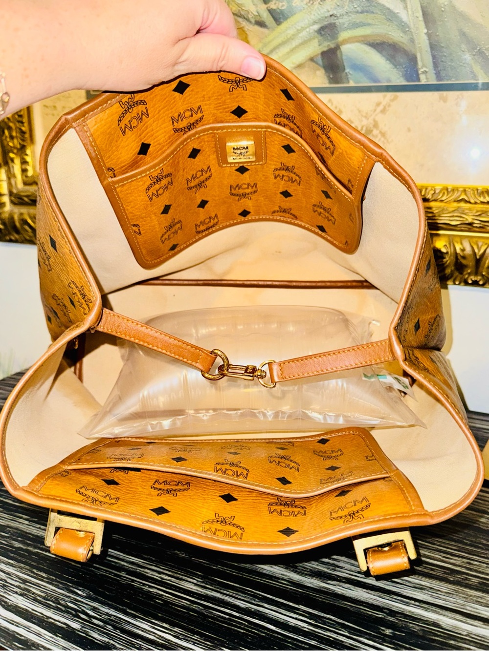 MCM Cognac Visetos Tote w Orange croc embossed Stripe limited edition - GUC - Picture 13 of 16